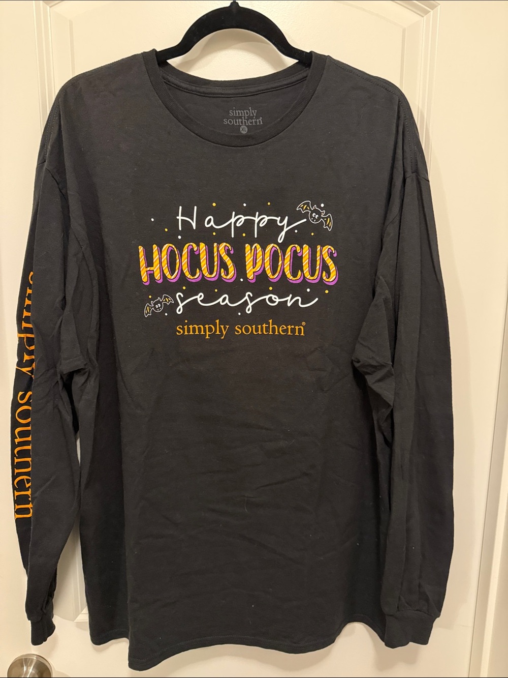 Simply Southern Women’s ' Black "Happy Hocus Pocus Season" Long Sleeve Tee
